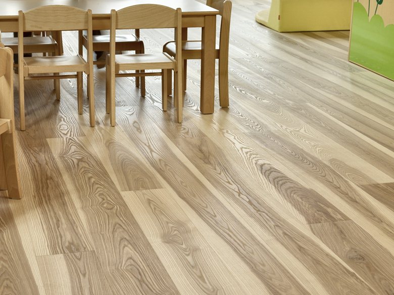 Un esempio di parquet ecosostenibile Si utilizzano prodotti di certificazione europea del legno